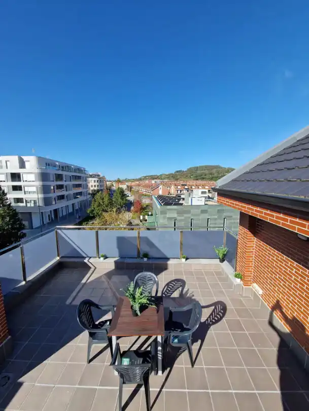 Terrace of Flat for rent in Urduliz  with Heating, Terrace and Storage room