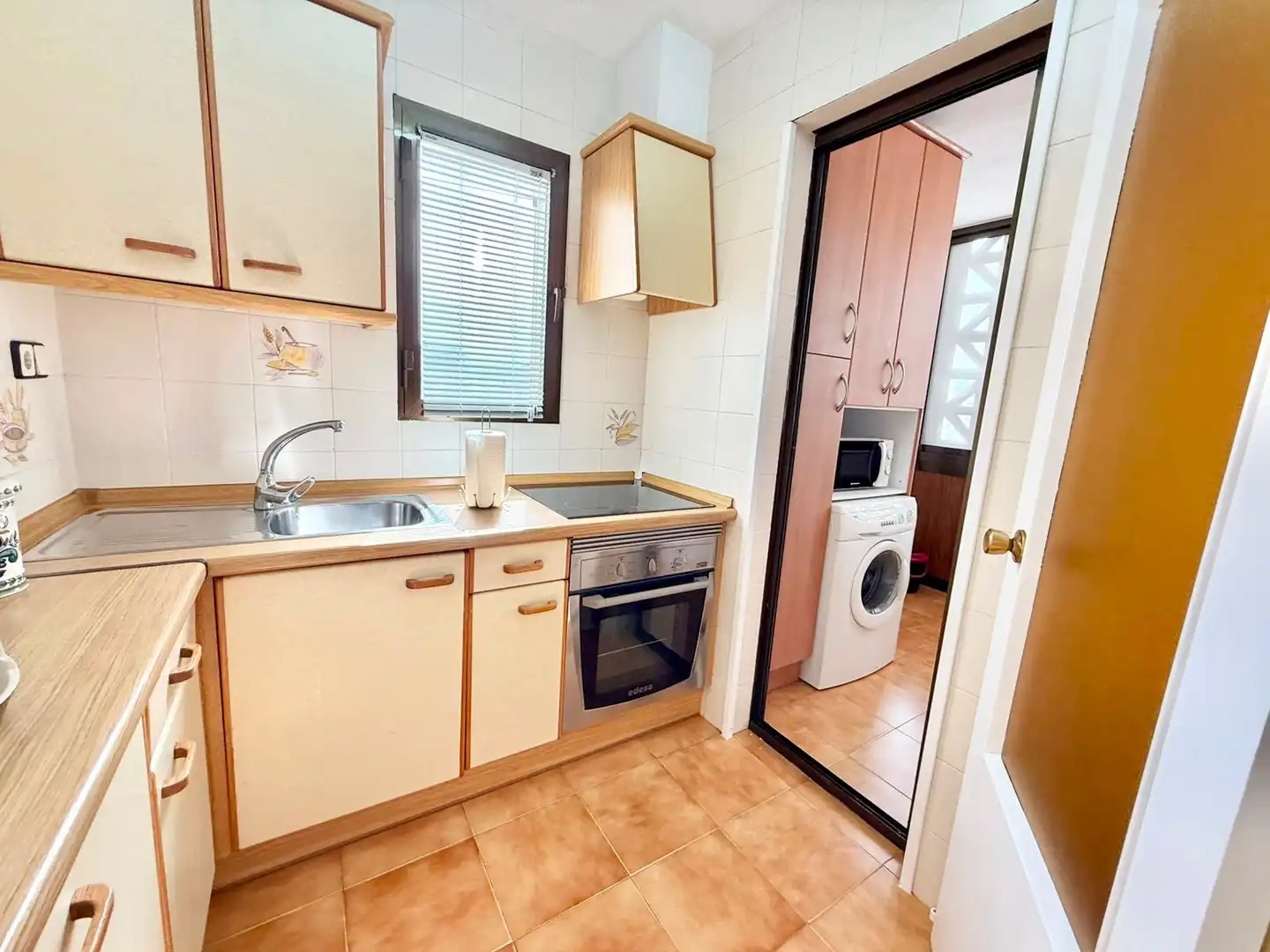 Cuina de Apartament de lloguer en Finestrat amb Aire condicionat, Calefacció i Piscina