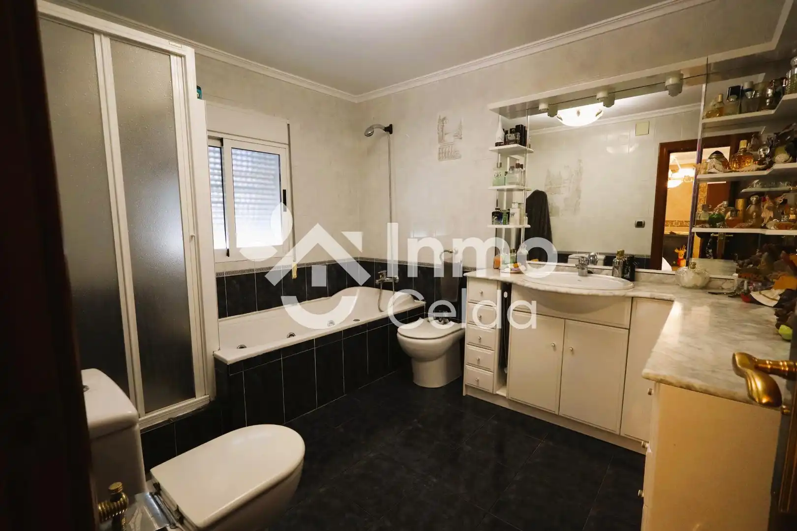 Baño de Casa o chalet en venta en Torrent con Aire acondicionado, Calefacción y Jardín privado