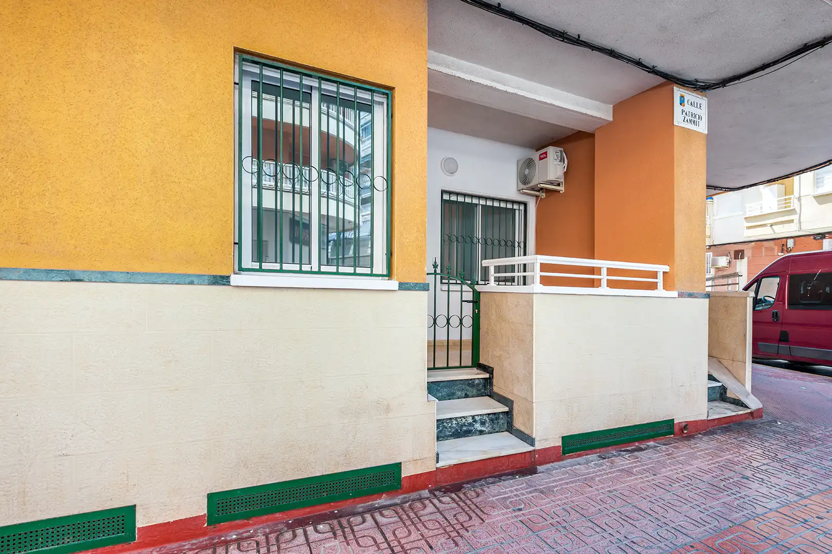 Apartamento con terraza en venta en Calle Patricio Zammit 61, imagen 29