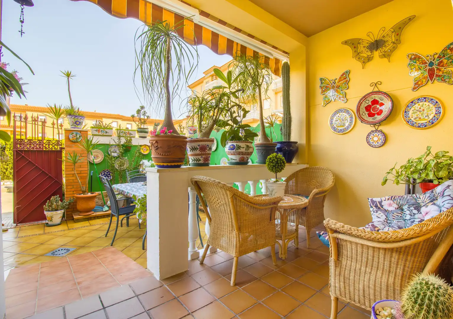 Terrasse von Einfamilien-Reihenhaus zum Verkauf in Punta Umbría mit Heizung und Terrasse