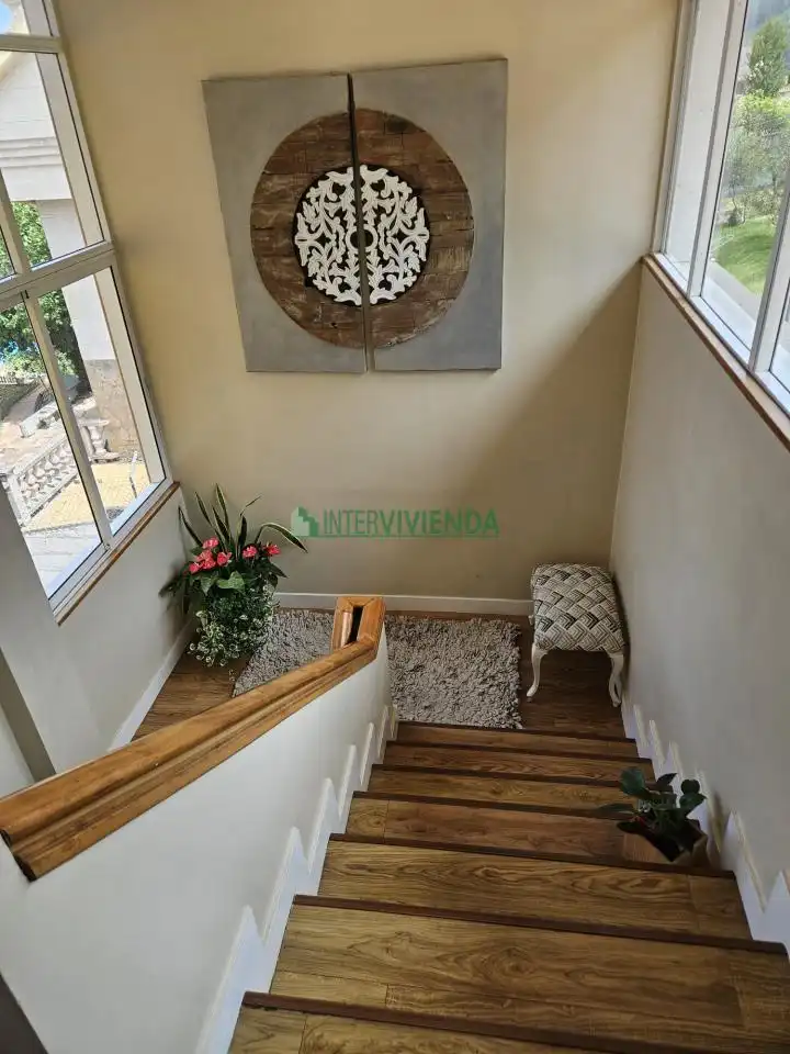 Casa o chalet en venta en Vigo  con Calefacción, Jardín privado y Terraza