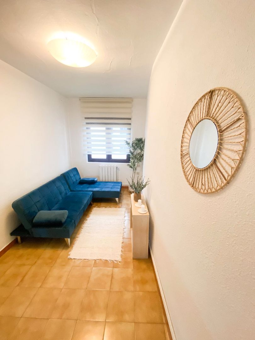 Sala de estar de Piso en venta en Oviedo  con Calefacción, Amueblado y Horno
