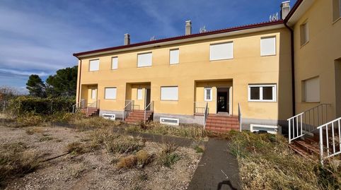 Foto 2 de Casa adosada en venta en Calle Fuente, 77, Albalate de Zorita, Guadalajara
