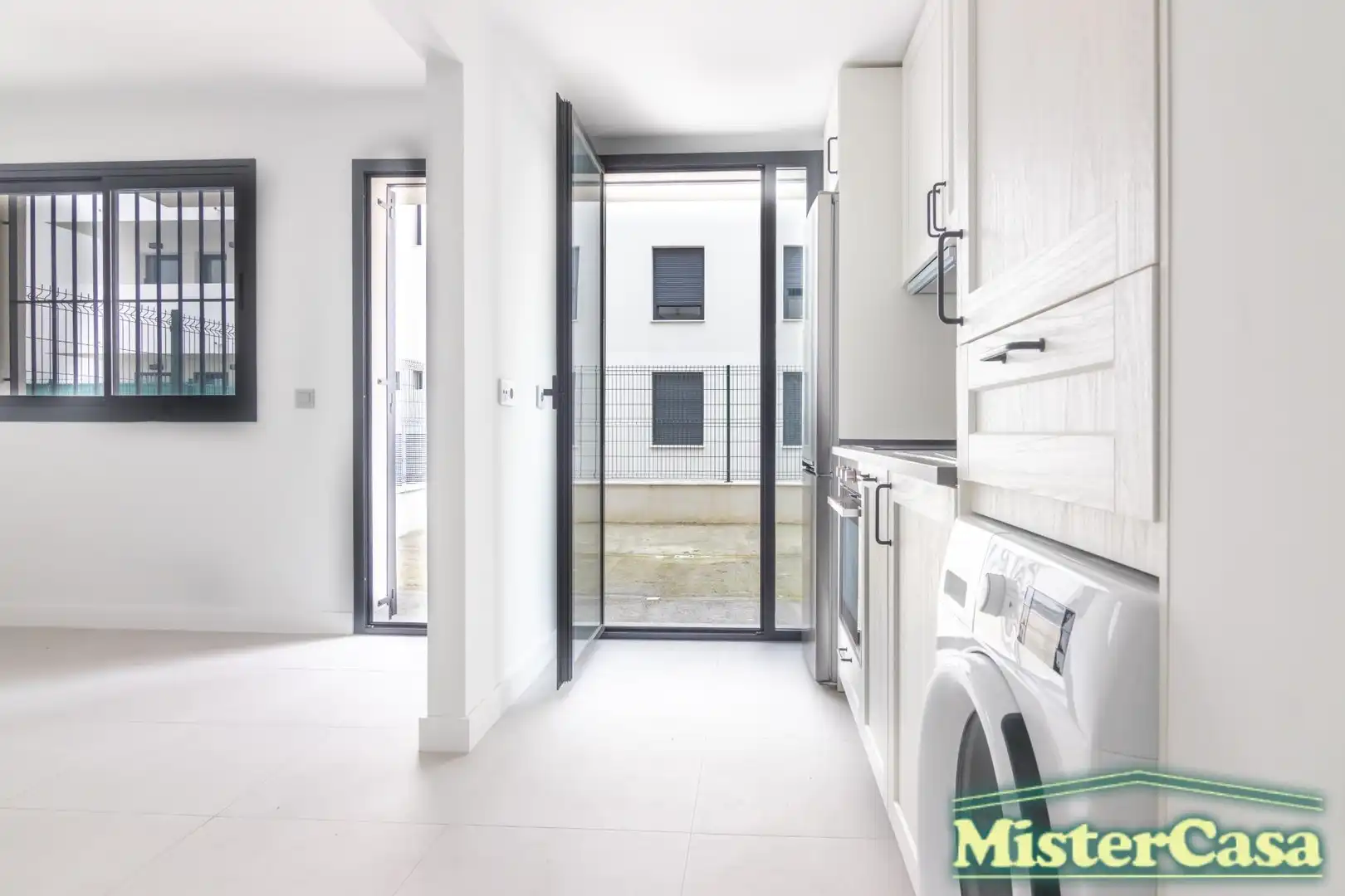 Küche von Wohnung zum Verkauf in Jerez de la Frontera mit Klimaanlage, Privatgarten und Terrasse