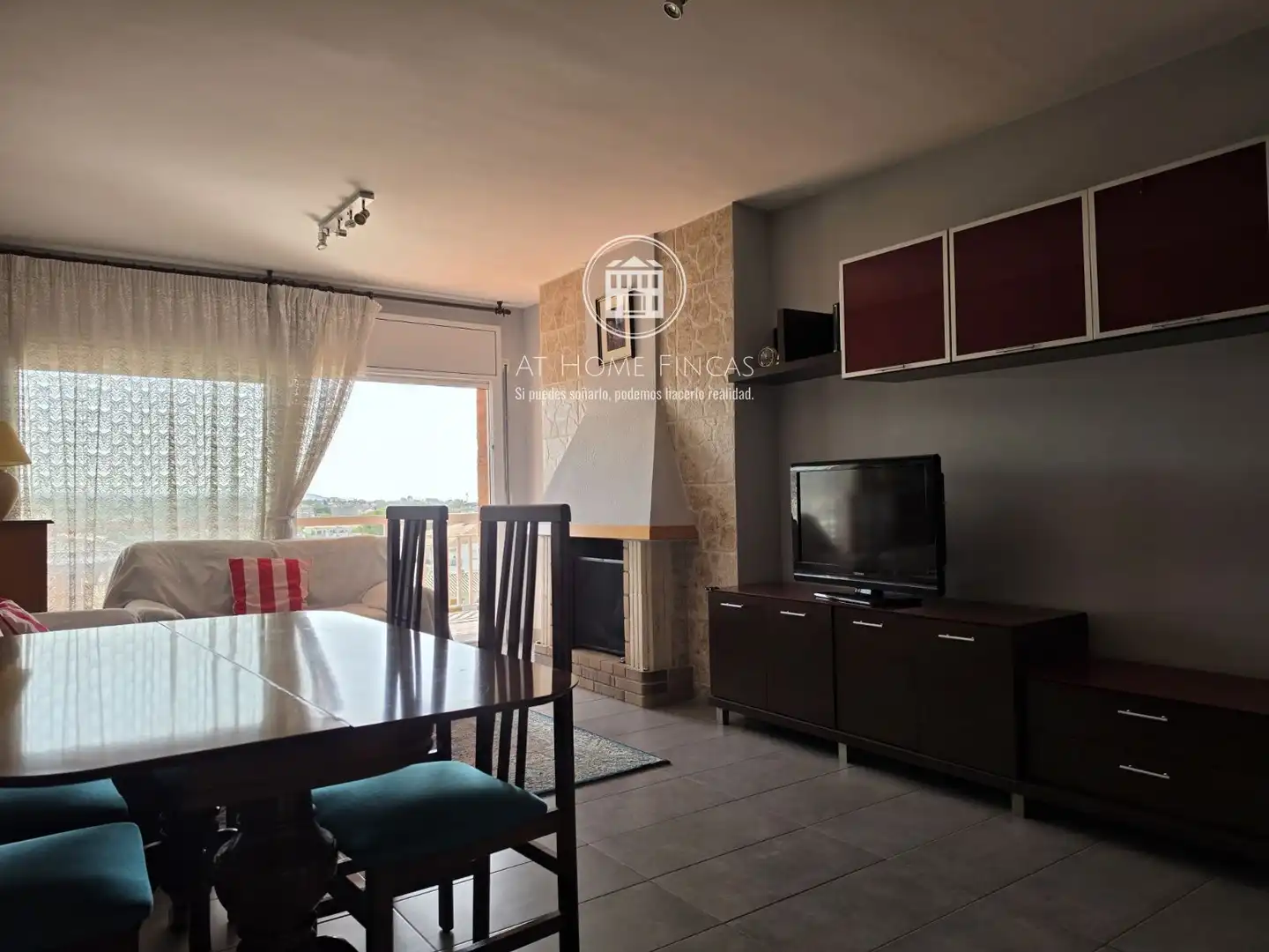 Living room of Flat for sale in Roda de Berà  with Terrace, Swimming Pool and Community pool