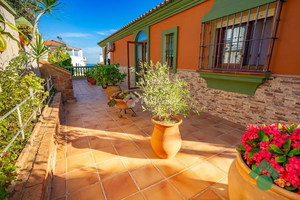Terrace of Houses for sale in Algeciras  with Heating and Swimming Pool