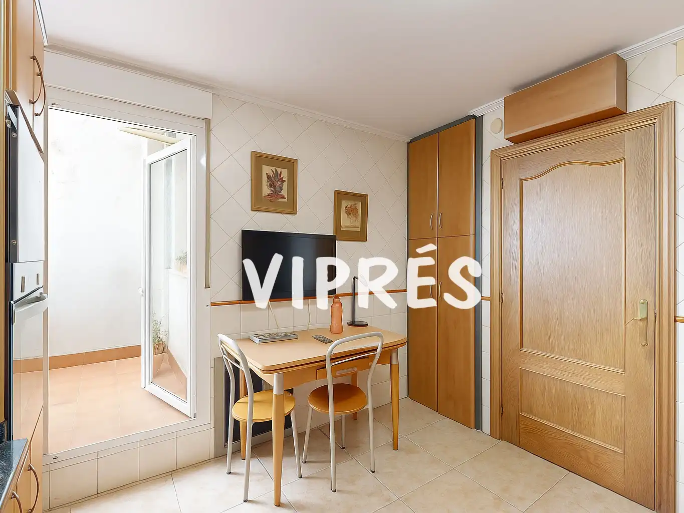 Duplexes for sale in Casco Antiguo