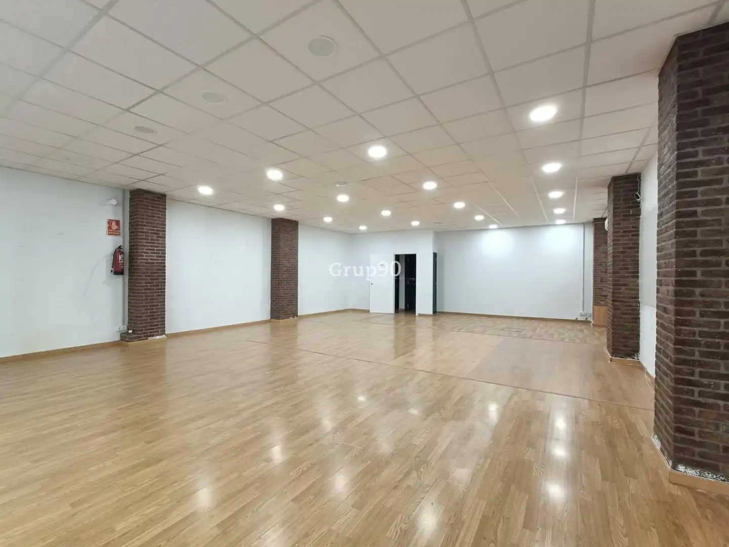 Local comercial en venda a Avenida CL DOCTORA CASTELLS
