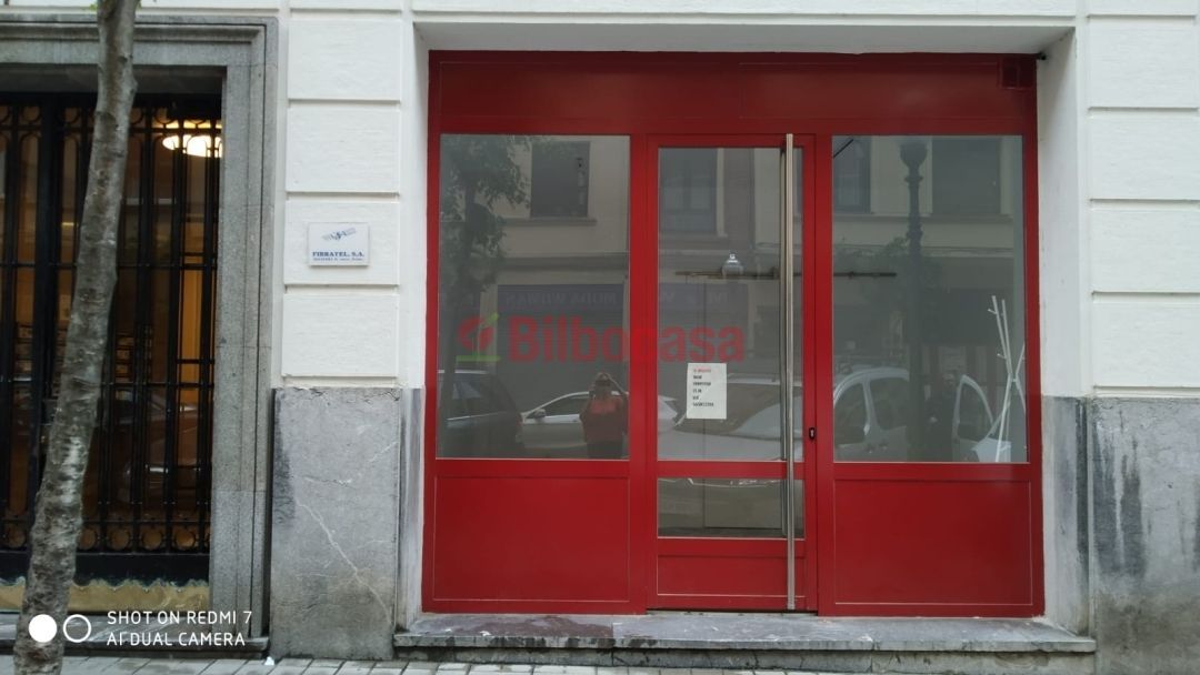 Vista exterior de Local de alquiler en Bilbao 
