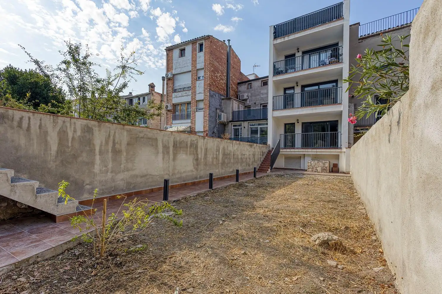 Außenansicht von Wohnung zum Verkauf in Igualada mit Klimaanlage, Privatgarten und Terrasse