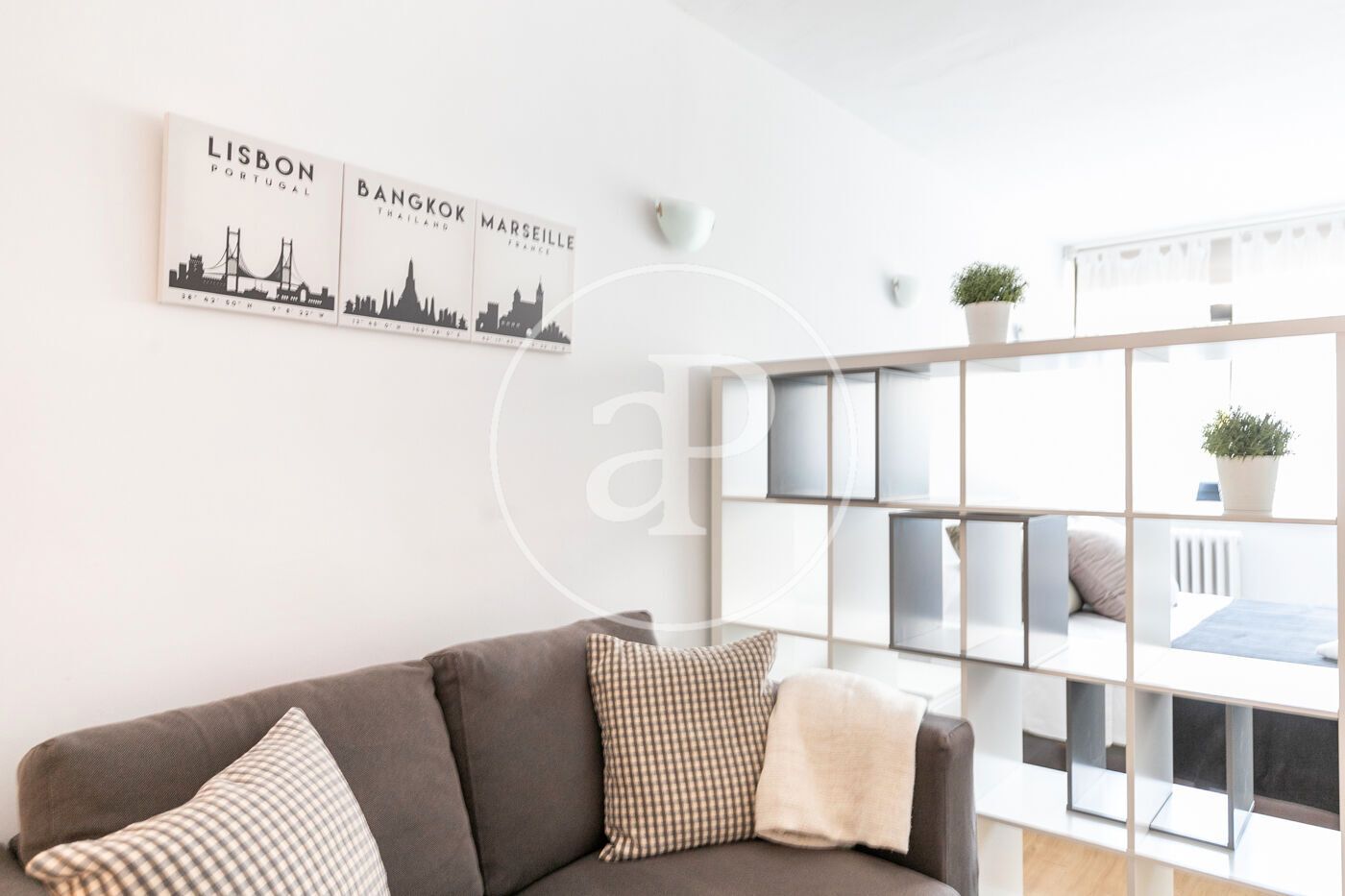 Sala de estar de Piso de alquiler en  Barcelona Capital con Aire acondicionado, Calefacción y Amueblado