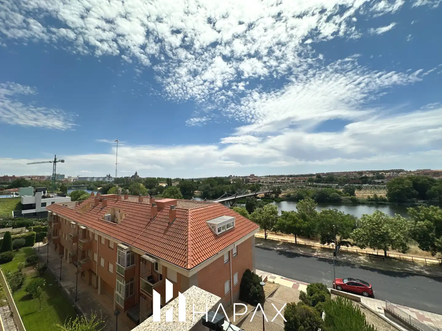 Außenansicht von Wohnung zum Verkauf in Salamanca mit Heizung, Privatgarten und Möbliert