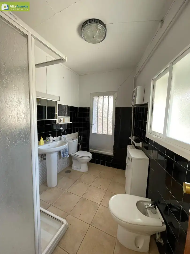 Baño de Finca rústica en venta en Roa con Terraza y Balcón