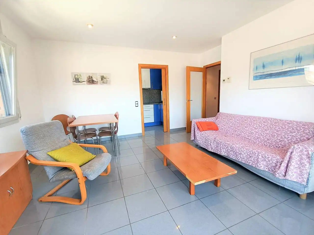 Sala de estar de Piso en venta en Vic con Calefacción, Terraza y Amueblado