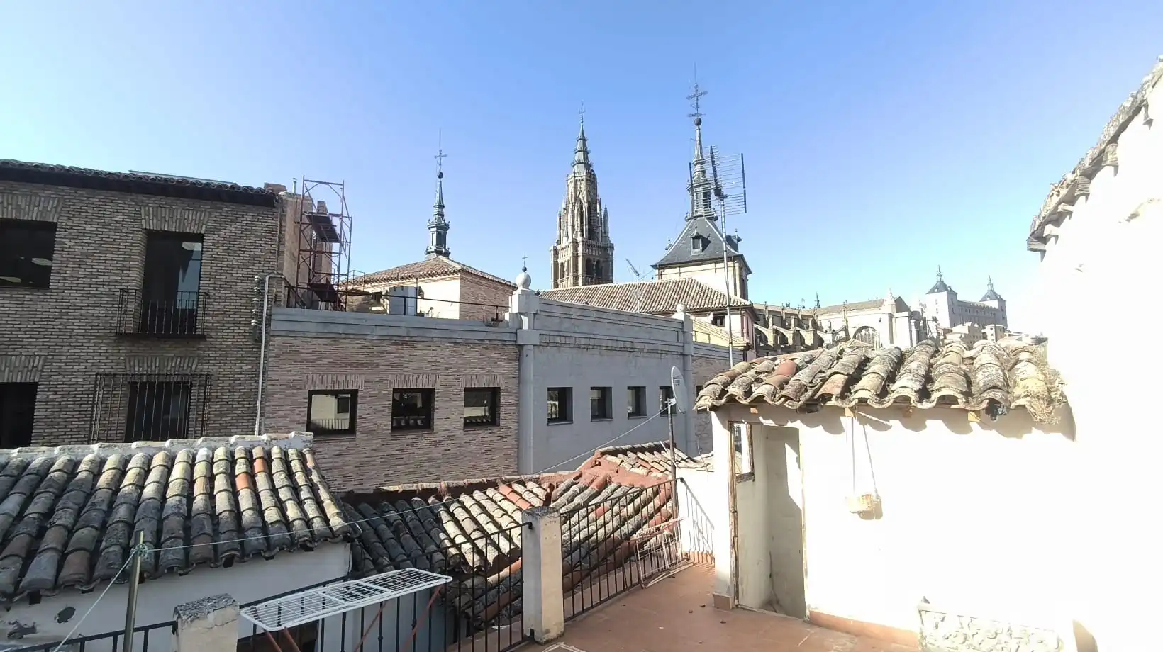 Vista exterior de Piso en venta en Toledo con Terraza
