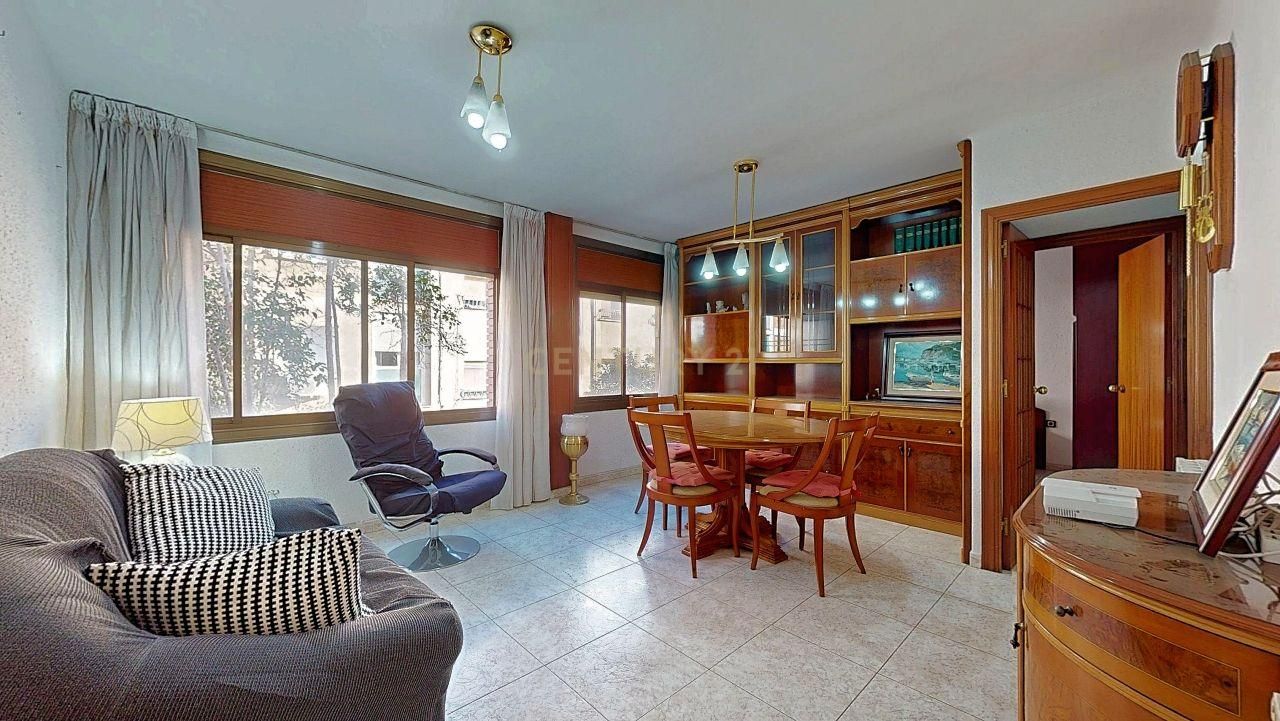 Piso en venta en Carrer de Batllori, Verdum