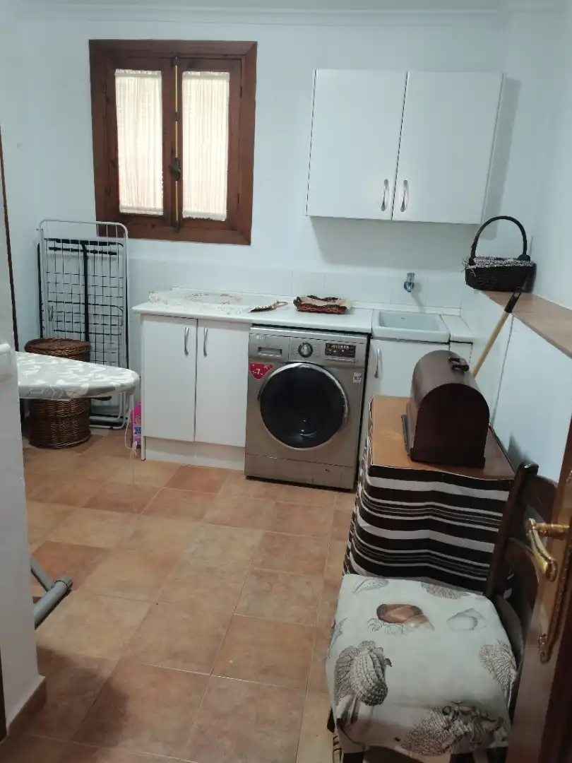 Cuina de Casa o xalet en venda en Málaga amb Calefacció, Jardí privat i Parquet