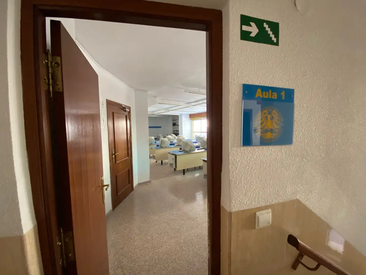 Local en venda en Alicante / Alacant amb Moblat