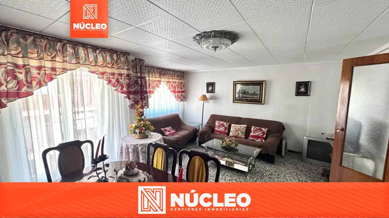 Living room of Flat for rent in Elche / Elx  with Furnished, Washing machine and Microwave