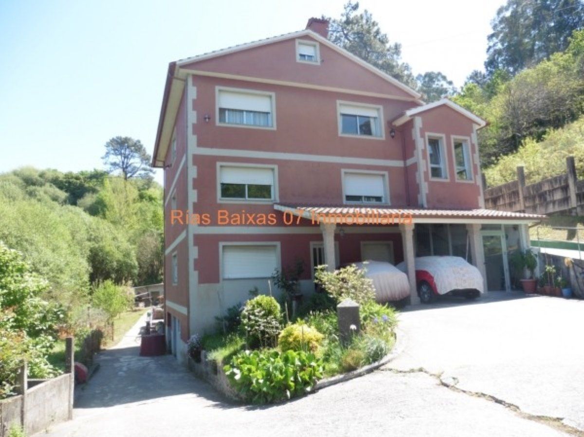Exterior view of House or chalet for sale in Vigo   with Heating, Private garden and Terrace