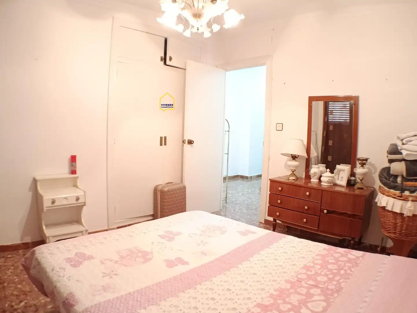 Flat for sale in San Mateo