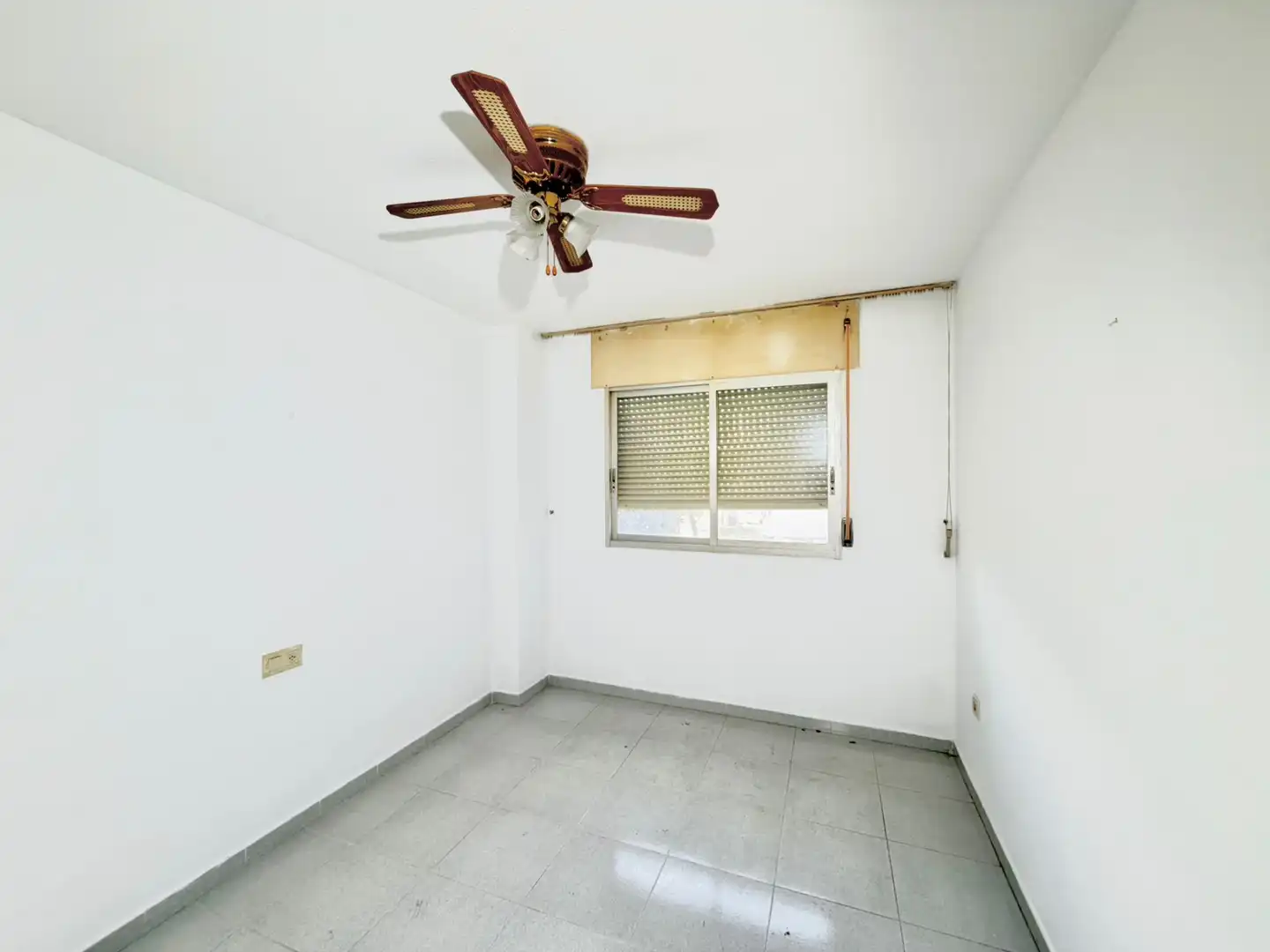 Bedroom of Flat for sale in Benalmádena  with Community pool