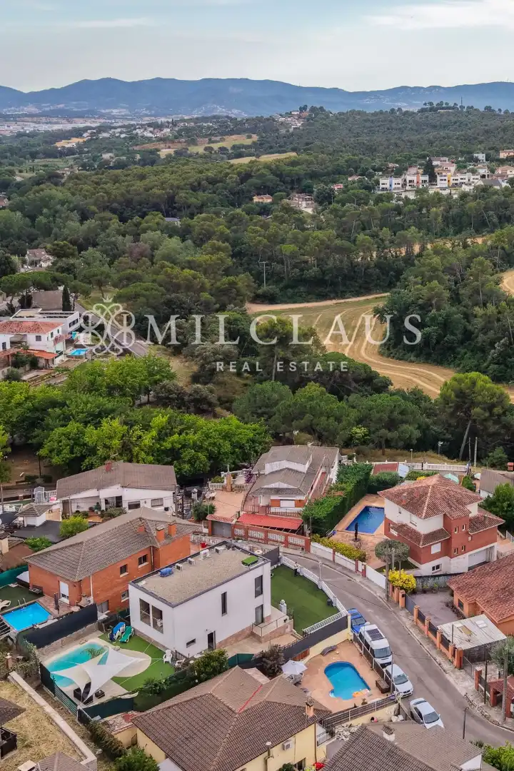 Haus oder Chalet zum Verkauf in Lliçà d'Amunt mit Klimaanlage, Heizung und Privatgarten