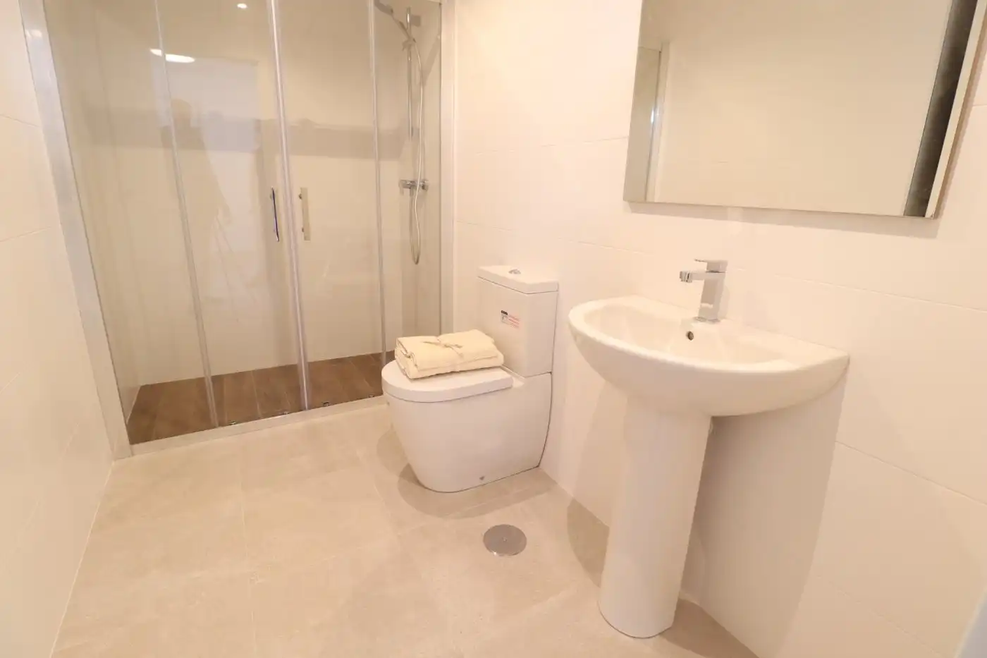 Bathroom of Houses for sale in La Nucia  with Air Conditioner, Private garden and Terrace
