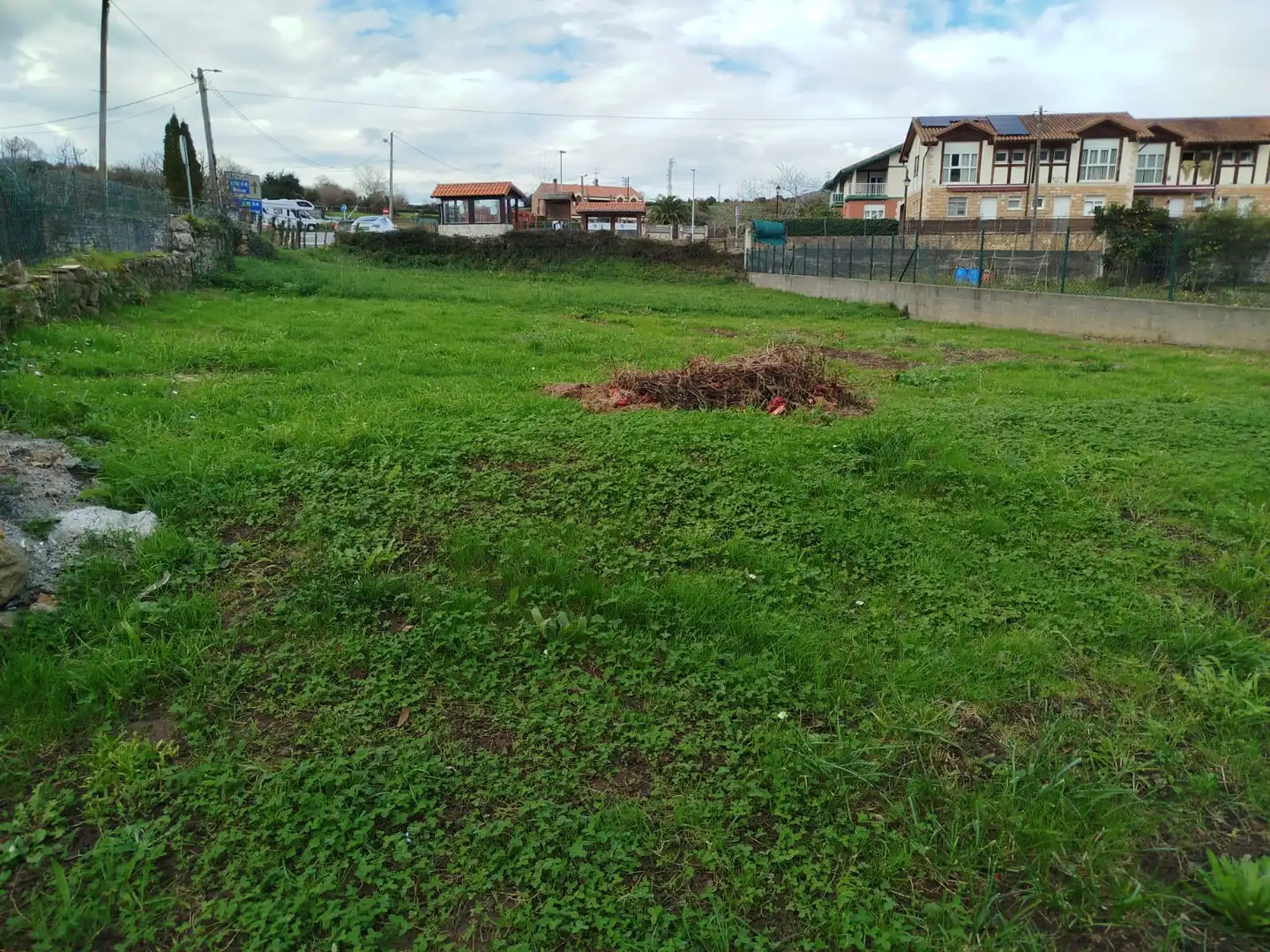 Wohnbaugrundstück zum Verkauf in Barrio Lusa, imagen 2
