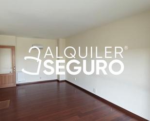 Living room of Flat to rent in  Madrid Capital  with Air Conditioner, Heating and Storage room