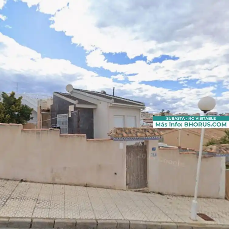 Maison avec piscine à vendre à SIERRA MORENA 12