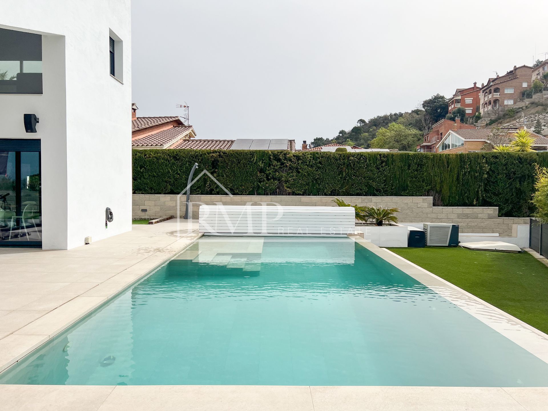 Swimming pool of House or chalet for sale in Sant Fost de Campsentelles  with Air Conditioner, Heating and Private garden
