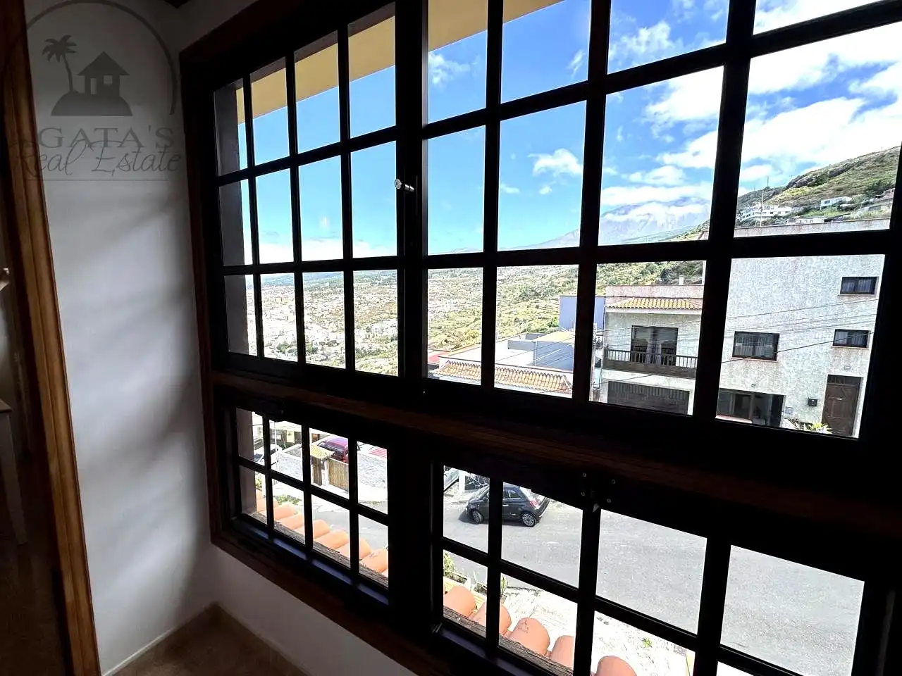 Vista exterior de Piso en venta en Icod de los Vinos