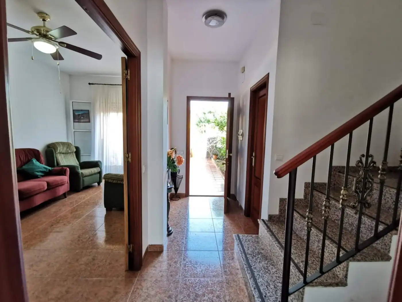 Casa adosada en venta en Benamejí