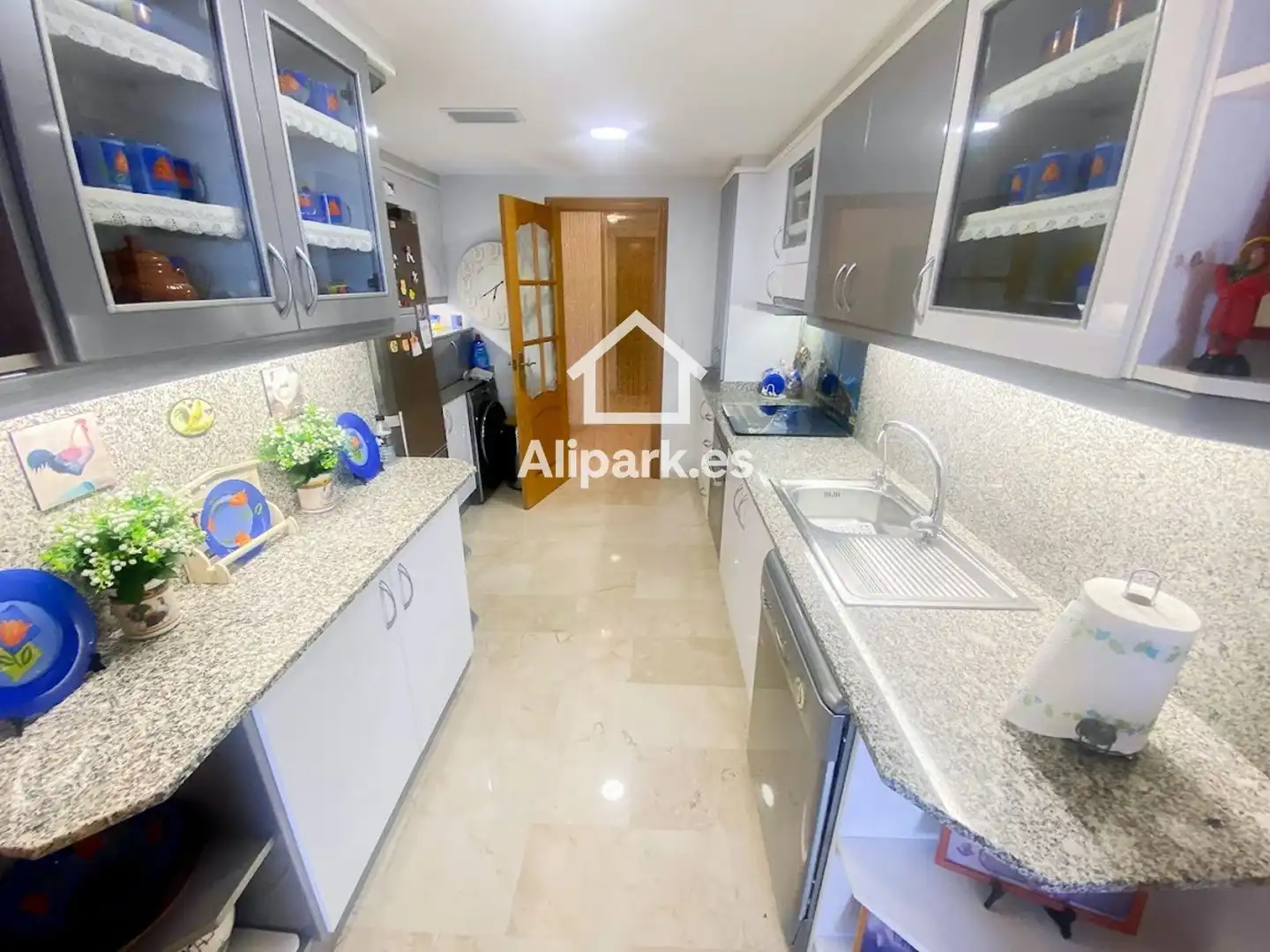 Cuina de Pis en venda en Alicante / Alacant amb Aire condicionat, Calefacció i Terrassa
