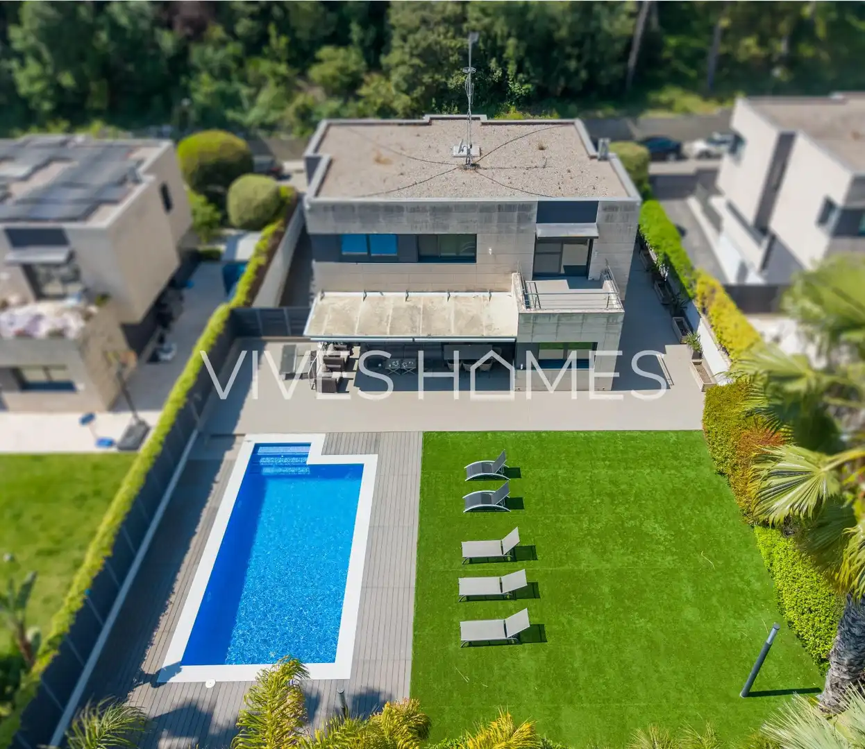Vista exterior de Casa o chalet en venta en Sant Andreu de Llavaneres con Aire acondicionado, Jardín privado y Terraza