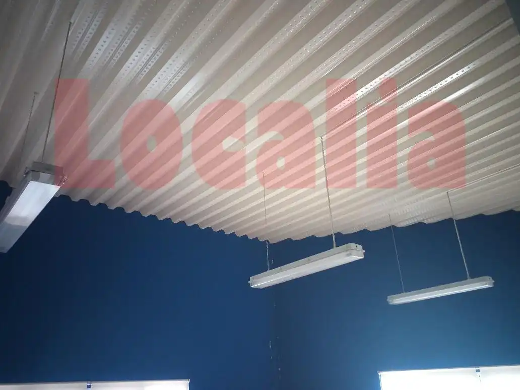 Oficina de alquiler en Camargo con Amueblado