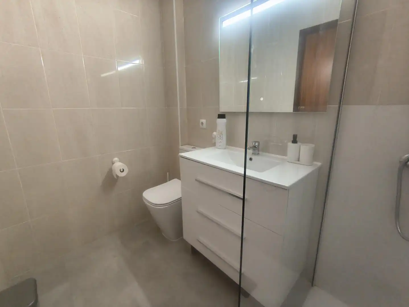 Badezimmer von Wohnung zur untervermieten in Jerez de la Frontera mit Terrasse und Möbliert