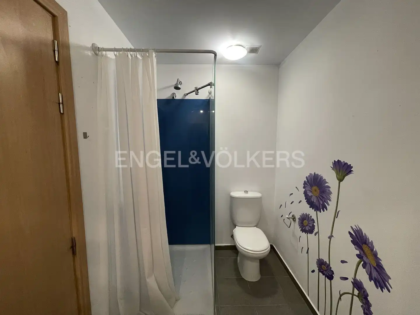 Bathroom of Study for rent in San Sebastián de los Reyes  with Air Conditioner, Heating and Parquet flooring