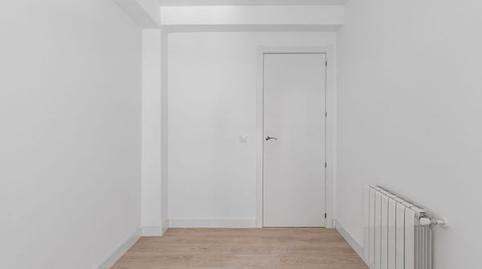 Foto 5 de Piso en venta en Calle San Herculano, Canillejas, Madrid