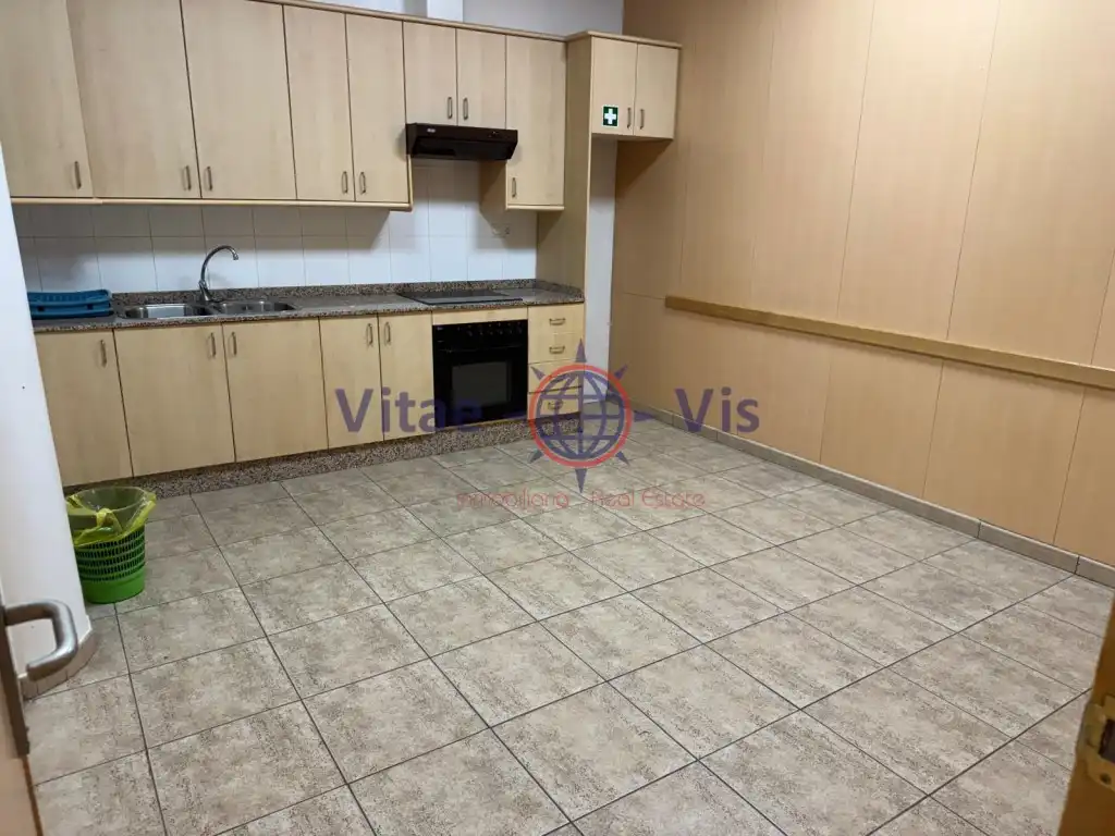 Local comercial de lloguer a Avenida Europa, imagen 12