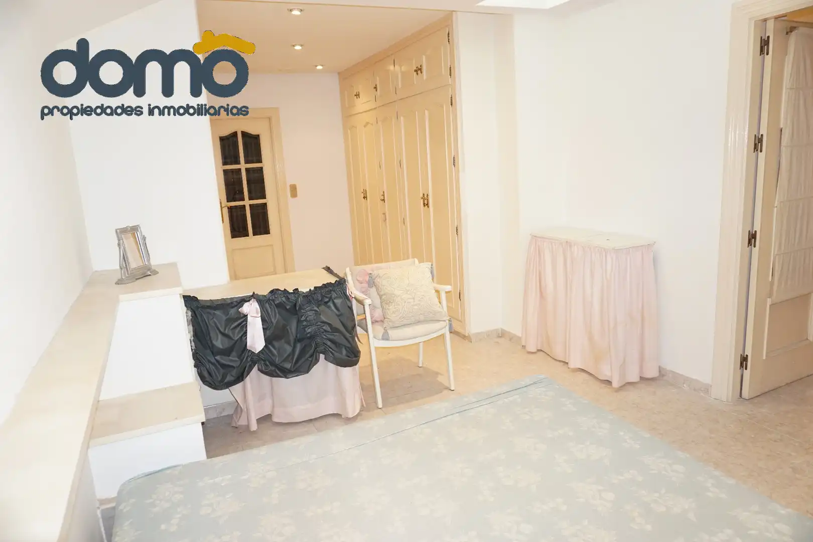 Attic for sale in Granada  with Heating, Terrace and Furnished