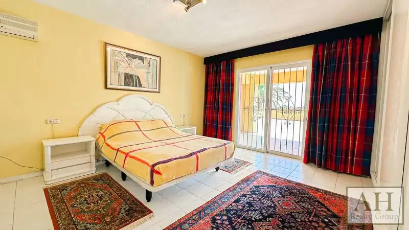 Houses for sale in Pueblo - Urbanizaciones