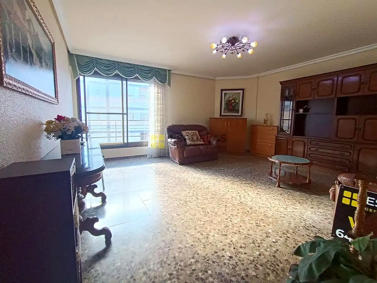 Sala de estar de Piso en venta en Arnedo con Calefacción, Terraza y Trastero