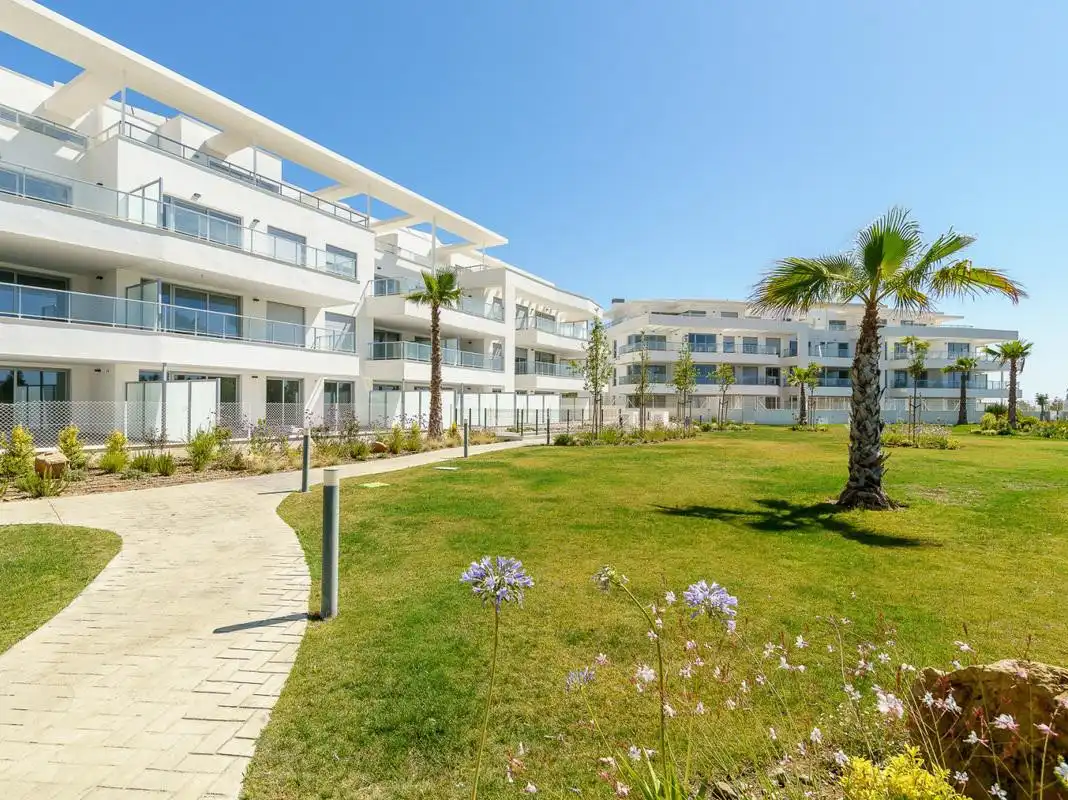 Apartament amb terrassa en venda a El Faro de Calaburra - Chaparral, imagen 41