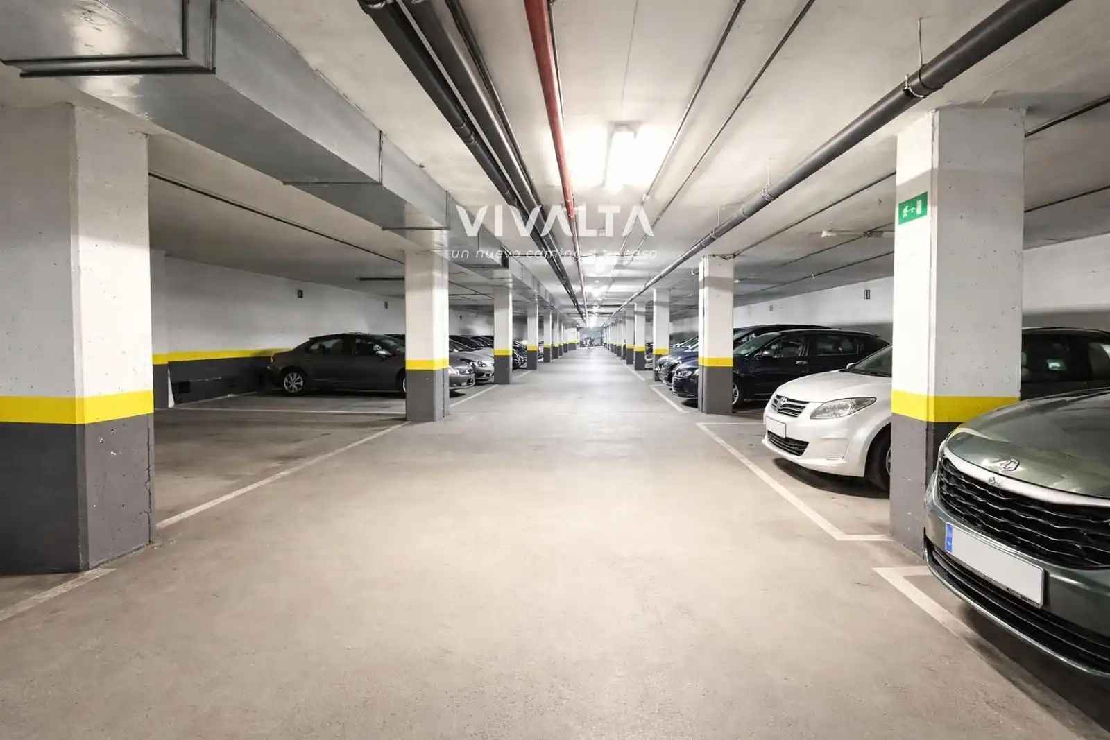 Parking of Flat for sale in Madrid  with Air Conditioner, Heating and Storage room