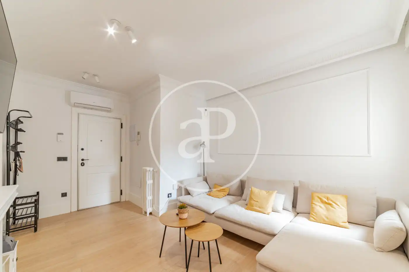 Wohnung zur Miete in C. de Narváez, Ibiza de Madrid