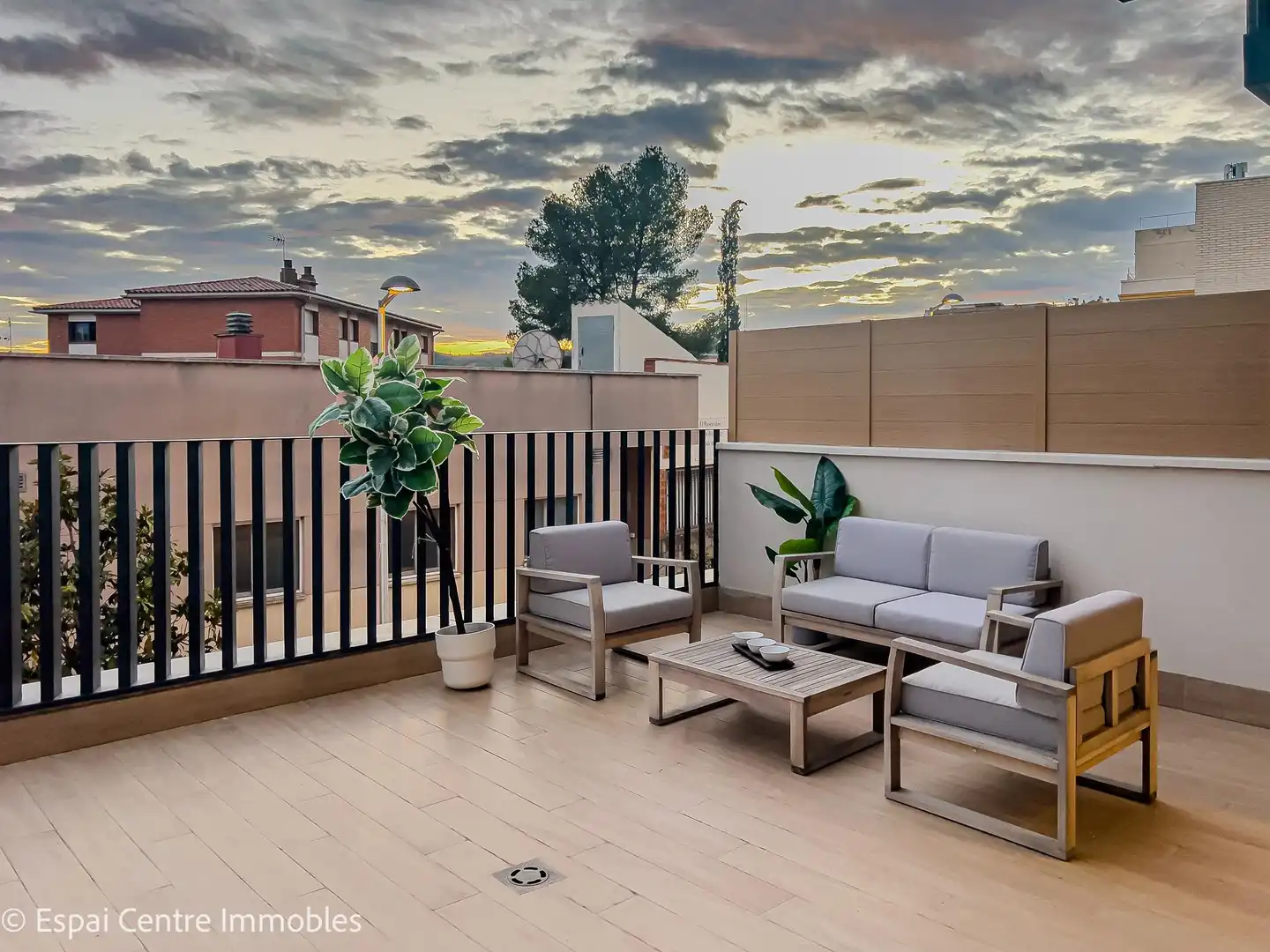 Terrace of Ground floor for sale in Vallirana  with Air Conditioner, Heating and Parquet flooring