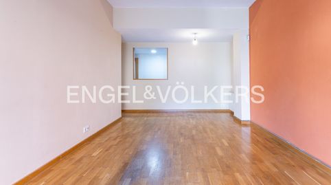 Foto 5 de Apartament en venda a Santa Perpètua de Mogoda, Barcelona